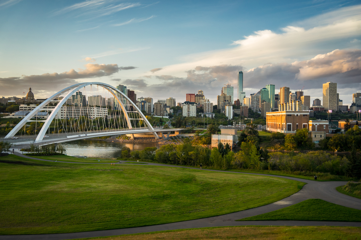 Online Poker Operators are Looming Over the Alberta iGaming Market